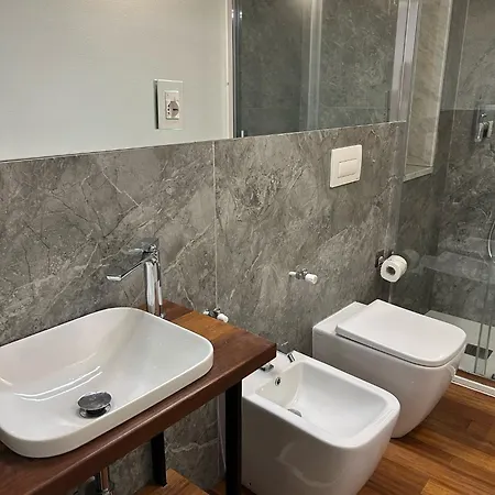 Cavour 142 게스트하우스 라스페치아