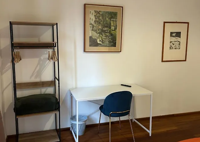 Cavour 142 Guest house La Spezia